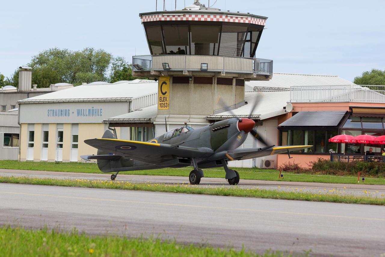 Flugplatzrestaurant Wallmuhle Hotell Atting Exteriör bild